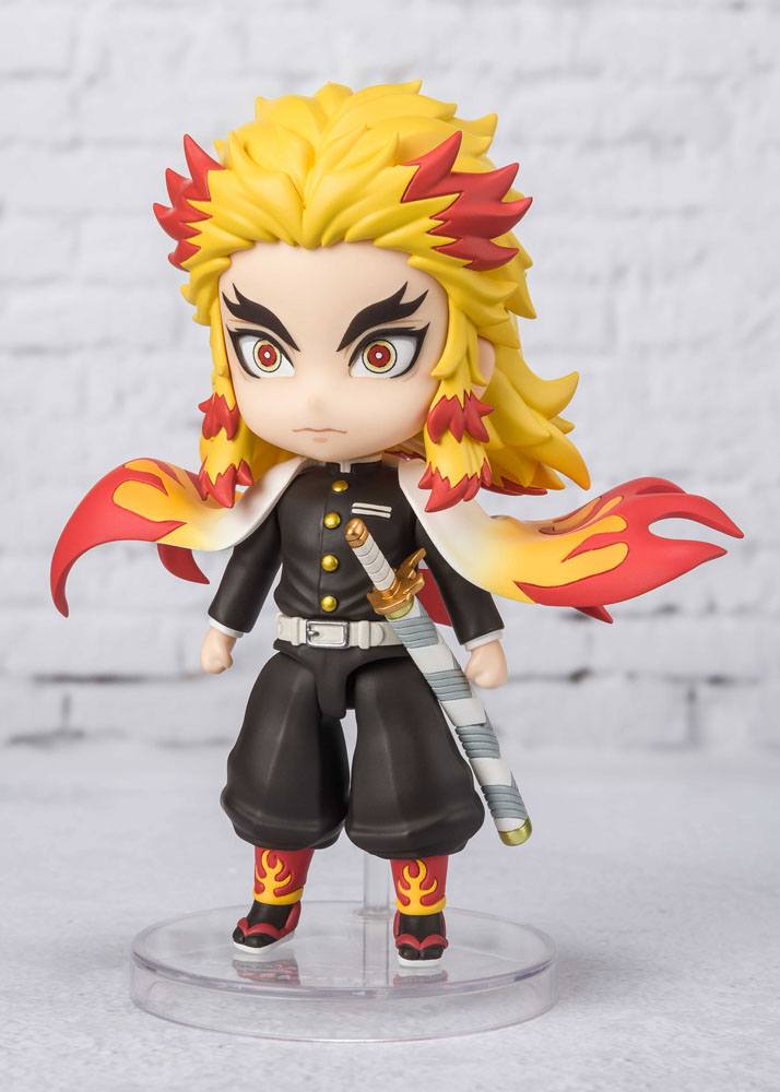 Demon Slayer: Kimetsu no Yaiba Figuarts mini Action Figure Kyojuro Rengoku (Flame Breathing) 9 cm