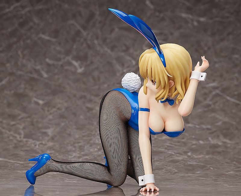 To Love-Ru Darkness Statue PVC 1/4 Risa Momioka Bunny Ver. 23 cm