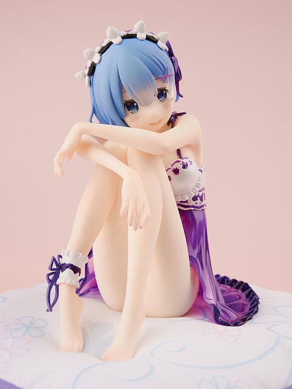 Re:ZERO -Starting Life in Another World- PVC Statue 1/7 Rem Birthday Purple Lingerie Ver. 12 cm