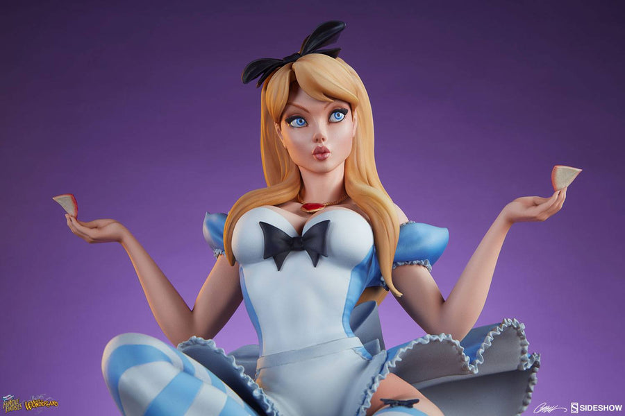 Fairytale Fantasies Collection - Alice in Wonderland 34 cm